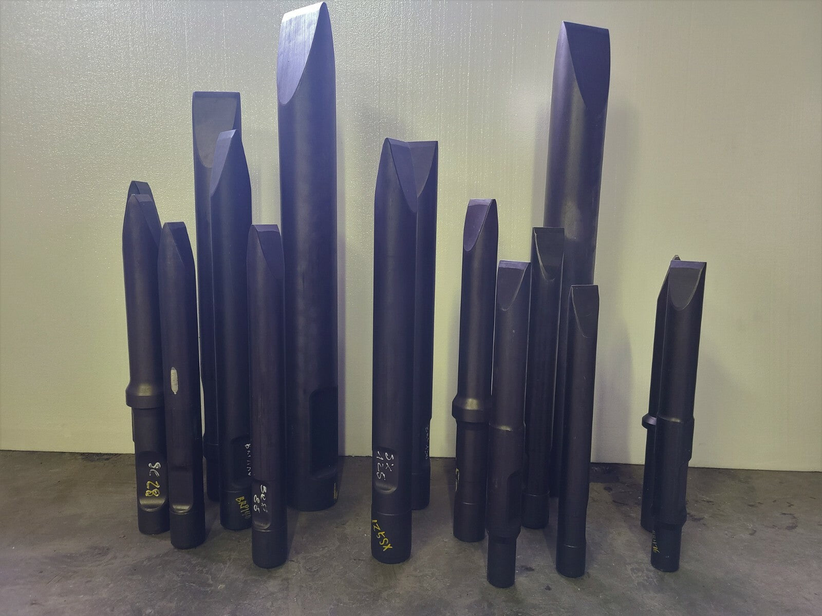 INDECO MES350 HP500 ABF HP500 FS HYDRAULIC HAMMER BIT MOIL POINT OR CHISEL