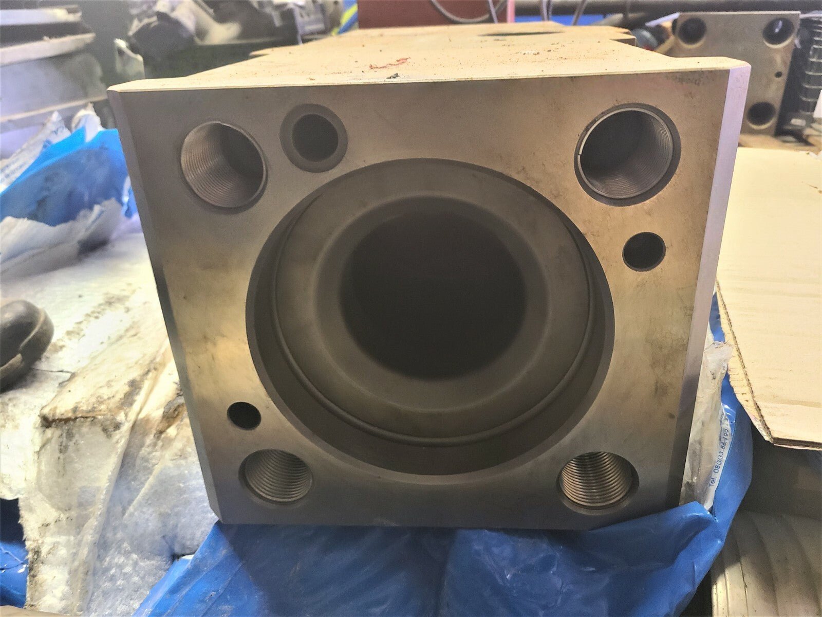 NPK E220 COMPLETE CHECK HOUSING FRONT HEAD WITH LOWER BUSH & HELICOILS